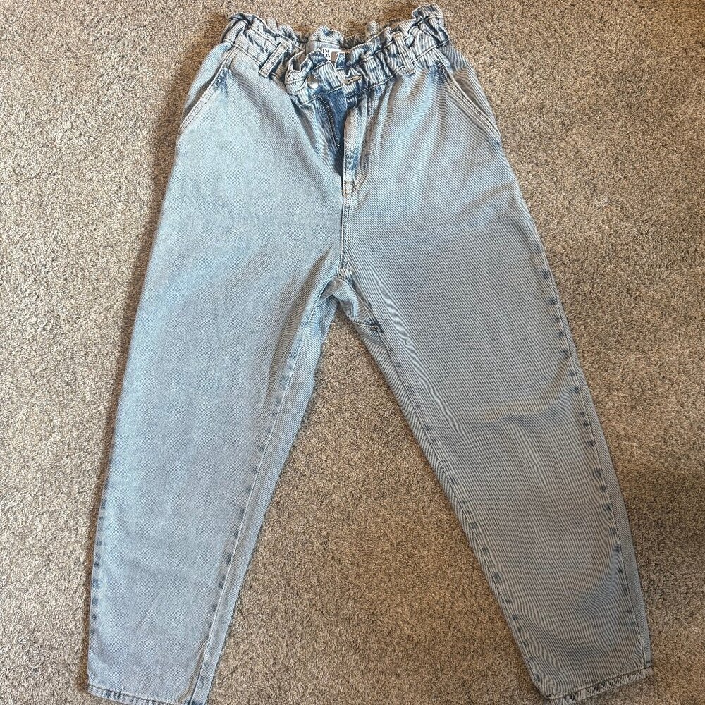 Zara Light Blue Wash Ruffle High Waisted Crop (Size EUR 40 / US 8)